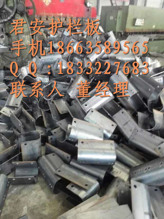 浙江嘉兴海宁市公路波形护栏板厂家价格 波形梁护栏 公路护栏板