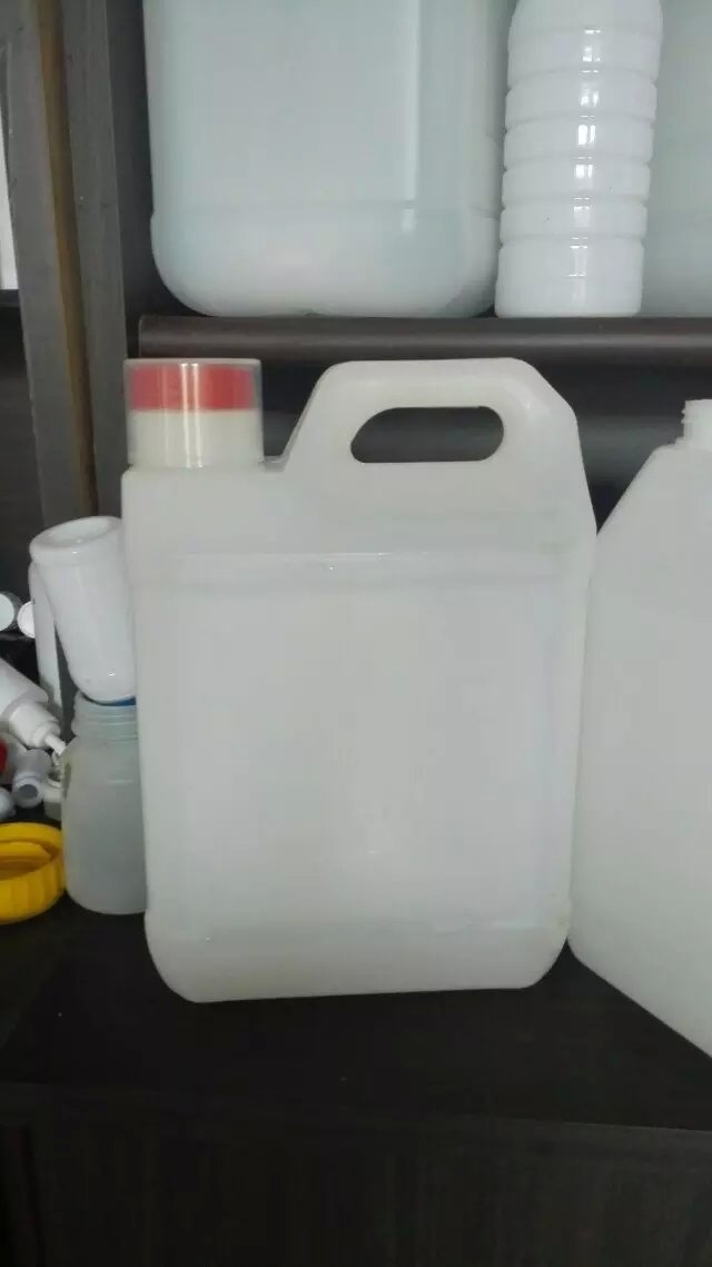 山东济南厂家直销5升通用塑料壶&nbsp;&nbsp;化工原料壶&nbsp;&nbsp;尿素壶尾气处理液&nbsp;&nbsp;塑料包装空桶