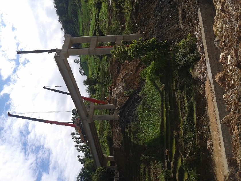 值得信賴公路建設(shè)吊車出租——為您推薦銷量好的公路建設(shè)吊車出租