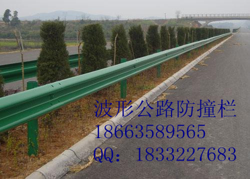 宁夏固原泾源县公路护栏板厂家价格 波形护栏板 波形梁护栏 高速公路护栏板