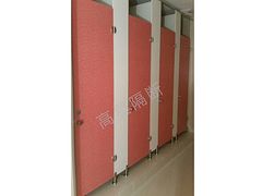 棗莊衛(wèi)生間隔斷安裝哪家好，請找高星家具，價格低質(zhì)量好，歡迎。