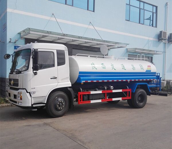 程力10吨洒水车  程力洒水车