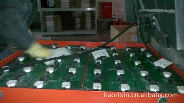 哈尔滨荷贝克蓄电池2V300一分利报价&nbsp;&nbsp;索瑞森蓄电池&nbsp;&nbsp;路盛蓄电池&nbsp;&nbsp;德克蓄电池