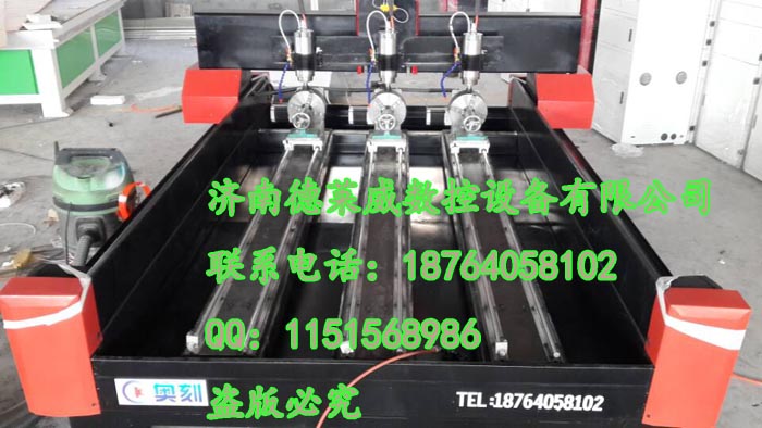 墓碑石材雕刻机多少钱贵州石材浮雕雕刻机厂家&nbsp;&nbsp;重型石材雕刻机&nbsp;&nbsp;墓碑刻花机厂家