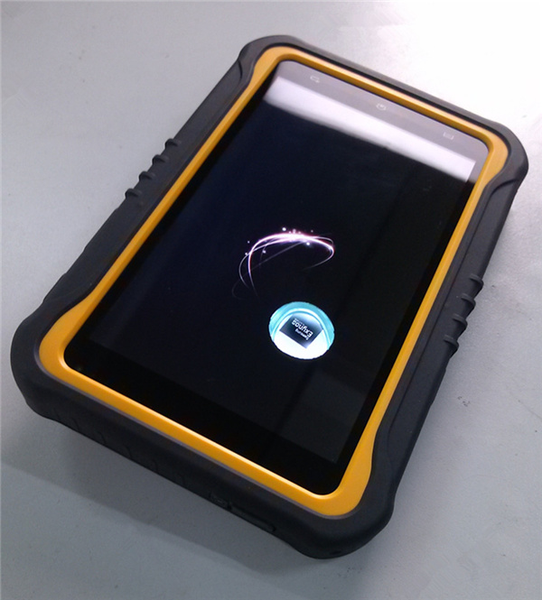 7寸超高频RFID平板电脑  工业PDA  条码手持终端  4G工业平板电脑