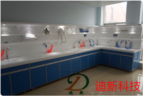 迪新一对一为您定做内镜清洗消毒工作站  内镜清洗中心  内镜清洗系统  内窥镜洗消中心