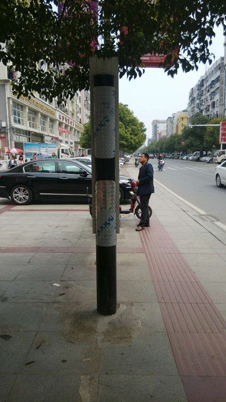 鄂州室内壁挂灯箱厂家直销 滚动灯箱 换画灯箱 广告灯箱厂家