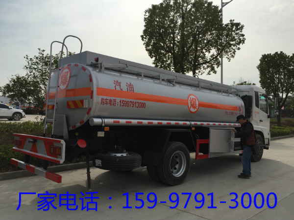 东风天锦国四12-15吨运油车全国销售  油罐车  油槽车