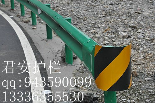 供应河南南阳市公路波形梁护栏板-护栏厂家&nbsp;&nbsp;南阳市护栏板&nbsp;&nbsp;公路波形护栏&nbsp;&nbsp;护栏板厂家
