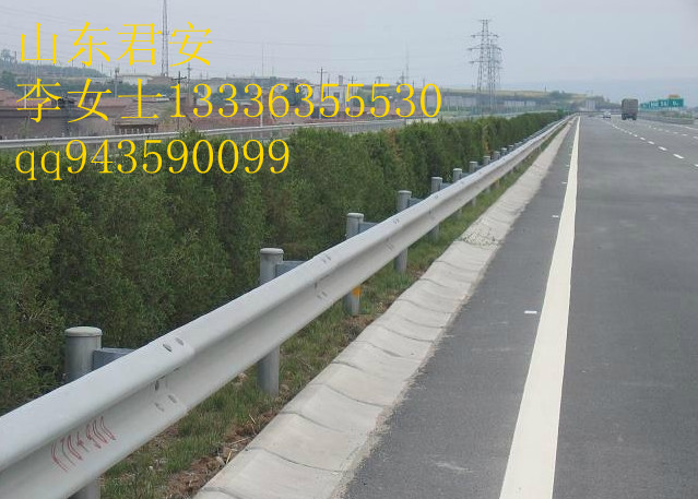 供应江西九江公路波形梁护栏板--江西护栏板&nbsp;&nbsp;九江市护栏板&nbsp;&nbsp;高速护栏板