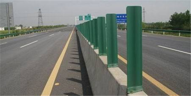 蒙古包公路护栏FRP模压防眩板  玻璃钢防眩板价格  玻璃钢防眩板厂家  玻璃钢防眩板批发