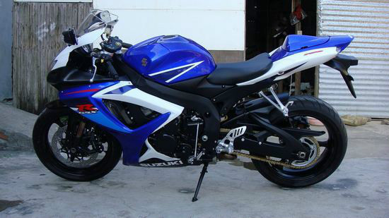 铃木GSX-R750摩托车进口摩托车发动机  阿普利亚摩托车  宝马摩托车跑车  铃木摩托车跑车