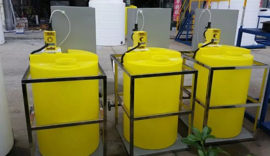 荣成供应环保设备，全自动加药装置报价