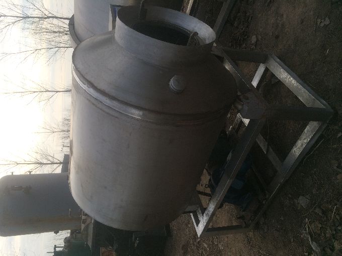 低价转让500L/800L/4000L真空滚揉机  9成新  不锈钢  出售