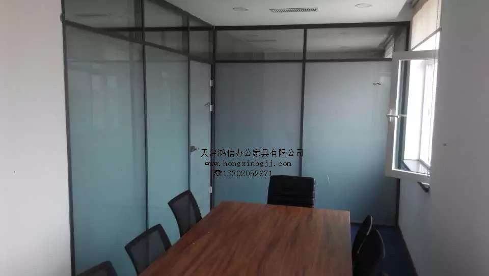 天津玻璃隔断厂家，玻璃屏风价格，天津办公隔断
