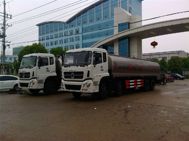 天龙25吨前四后八奶罐车,小微型奶罐车&nbsp;&nbsp;大型前四后八天龙&nbsp;&nbsp;牛奶运输车图片&nbsp;&nbsp;奶罐车多少钱