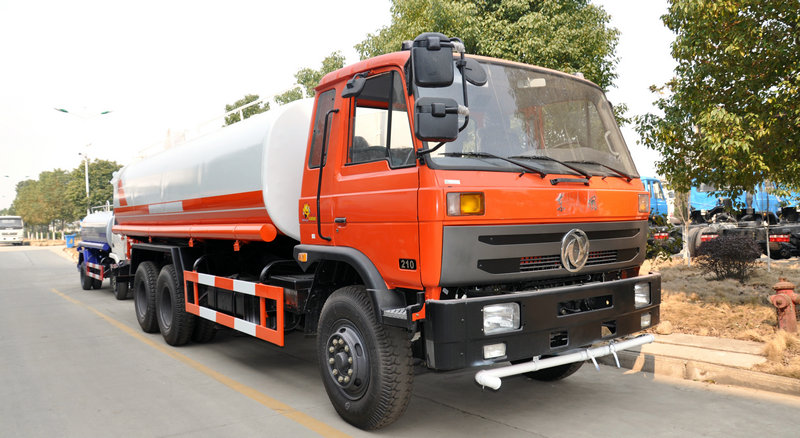 东风后双桥运水车,天津洒水车厂家