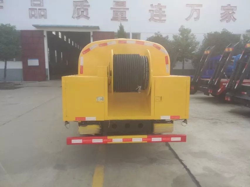 5方多利卡国四高压清洗车,吉安高压清洗车