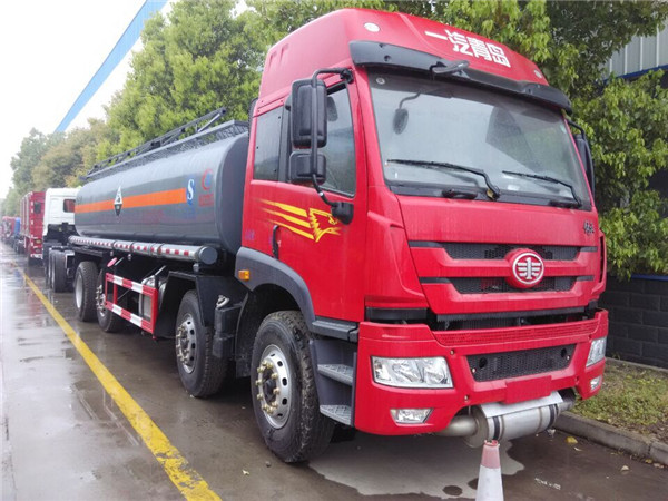 解放前四后八氨水运输车,化工液体运输车多少钱