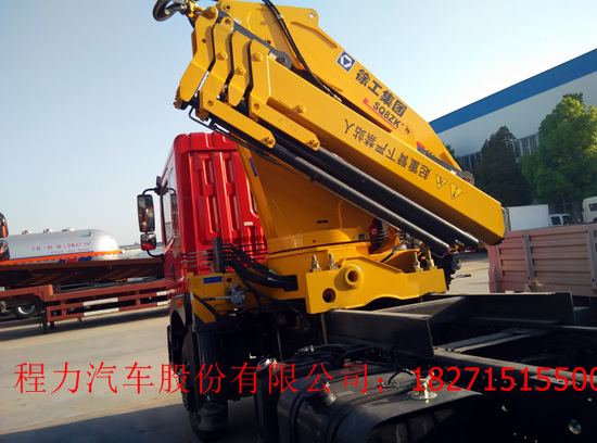 东风平板带吊【D702新款驾驶室】随车吊厂家&nbsp;&nbsp;东风随车吊