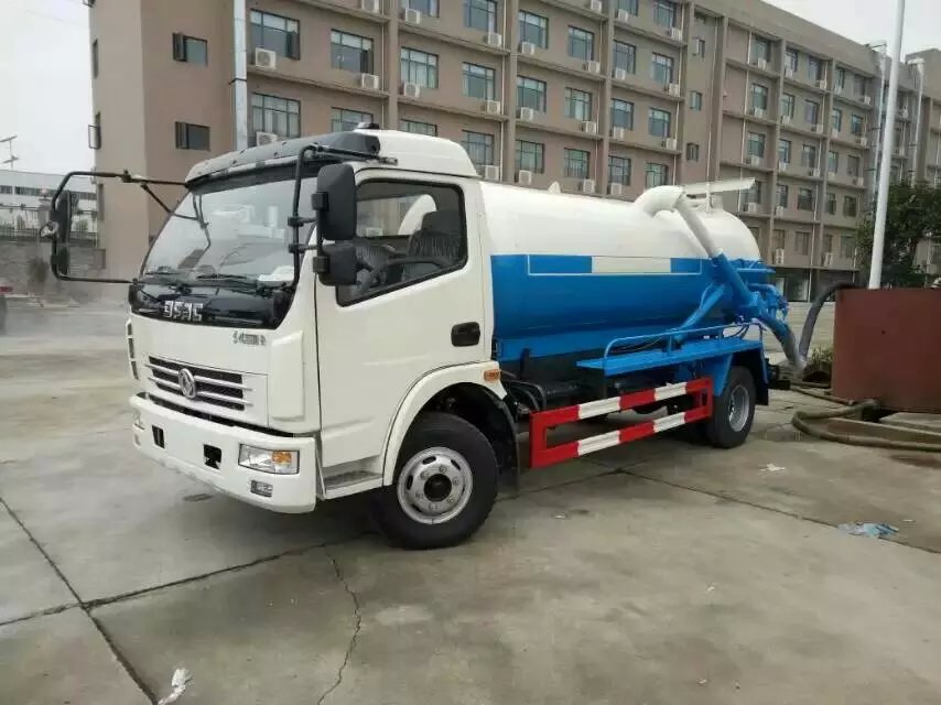 采购东风多利卡吸污车,吸污车吸粪车价格&nbsp;&nbsp;东风多利卡污泥吸&nbsp;&nbsp;湖北吸污车直销&nbsp;&nbsp;湖北6方吸污车销