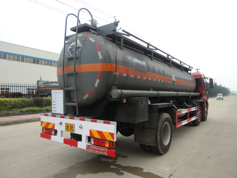 欧曼26方化工液体运输车价格,化工品运输车