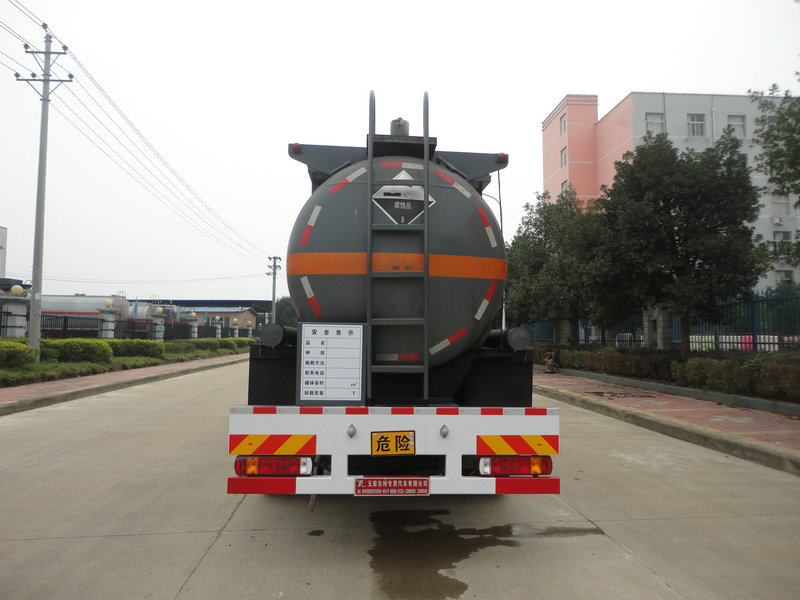 欧曼26方化工液体运输车价格,化工品运输车