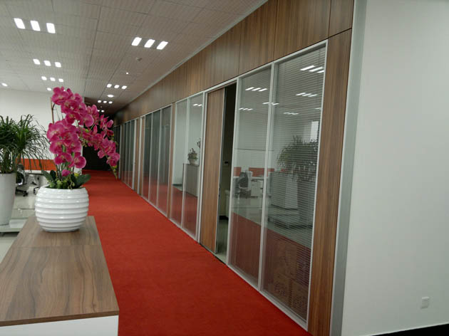 金山办公室装修效果图