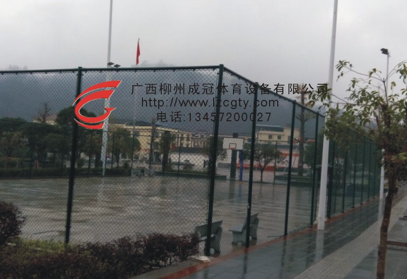 梧州体育场护栏网厂家  足球场围栏  排球场护栏网  体育场防风网