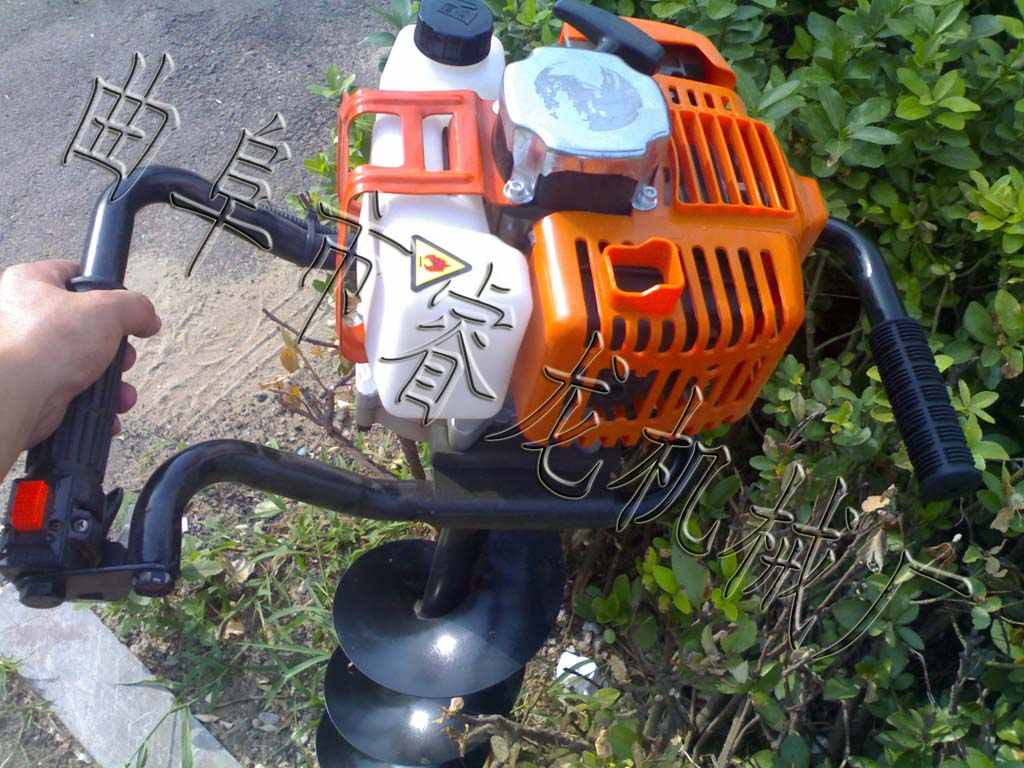 高产量单人手提挖坑机 睿龙牌52cc手提挖坑机  大型汽油挖坑机  小型汽油挖坑机  新型手提钻洞机