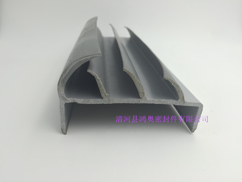 鴻奧廂式貨車密封條,集裝箱門邊密封條 黑白復(fù)合密封條