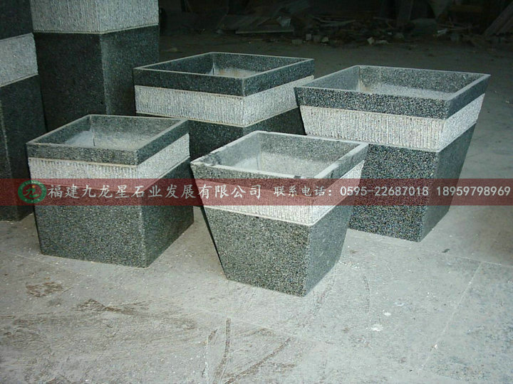 石雕花盆