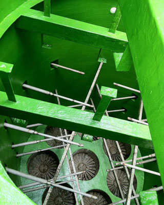 玻璃鳞片胶泥涂料价格多少钱厂家 不燃 有备案证的厂家 成本价格