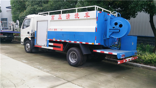 5方清洗吸污车厂家,东风145高压清洗车价格