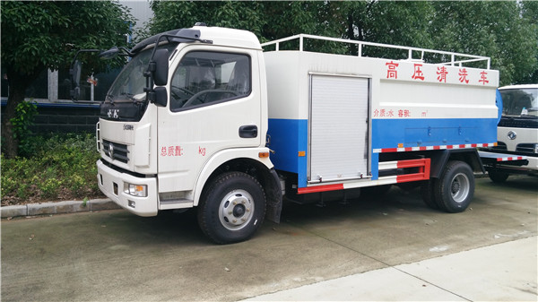 5方清洗吸污车厂家,东风145高压清洗车价格