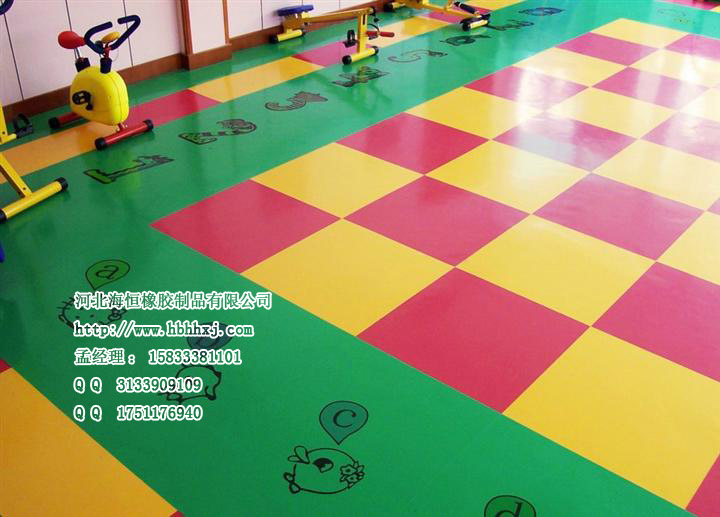 幼儿园舞蹈室室内环保防静电拼图塑胶地板地垫  橡胶地板  塑胶地垫  人造草坪