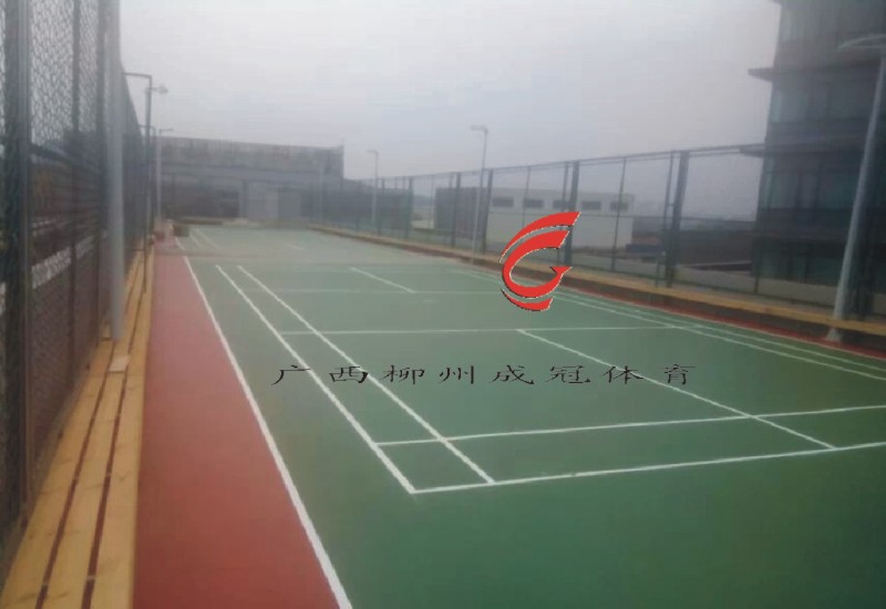 陆川塑胶篮球场报价,玉林硅PU篮球场  硅PU球场供应  硅PU球场地胶  硅PU地垫球场