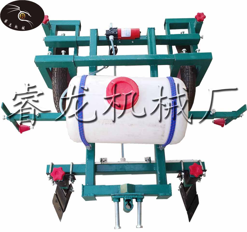 喷药地膜覆盖机批发 拖拉机带地膜机图片  地膜机型号  盖膜机原理  盖地膜机械视频