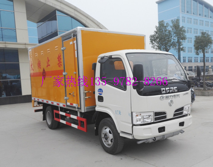 东风多利卡易燃气体厢式运输车-二类危险品车 东风多利卡易燃气体厢式运输车-二类危险品车