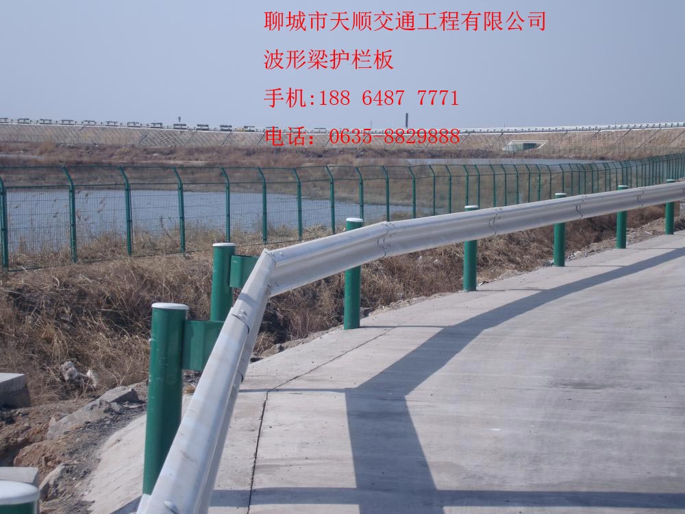 怒江泸水高速公路护栏板防阻块螺丝价格及安装 厂家价格