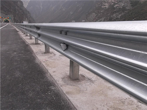 酒泉波形护栏板  公路护栏