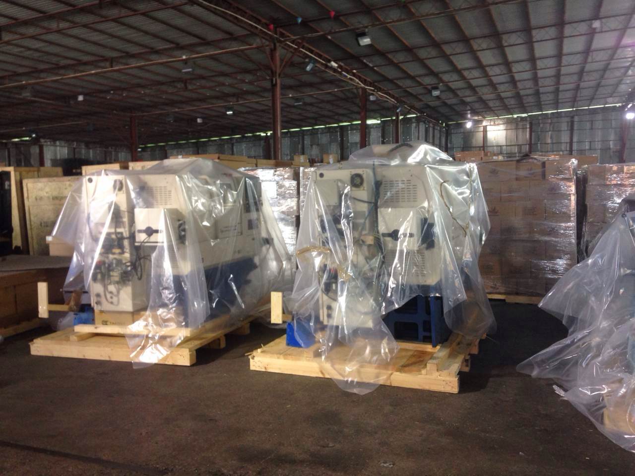 新设备进口清关  机械设备进口  进口报关