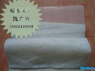 徐州盐碱地改良隔离用土工膜（200/0.4  增强土工布  防渗土工膜  塑料凹凸排水板