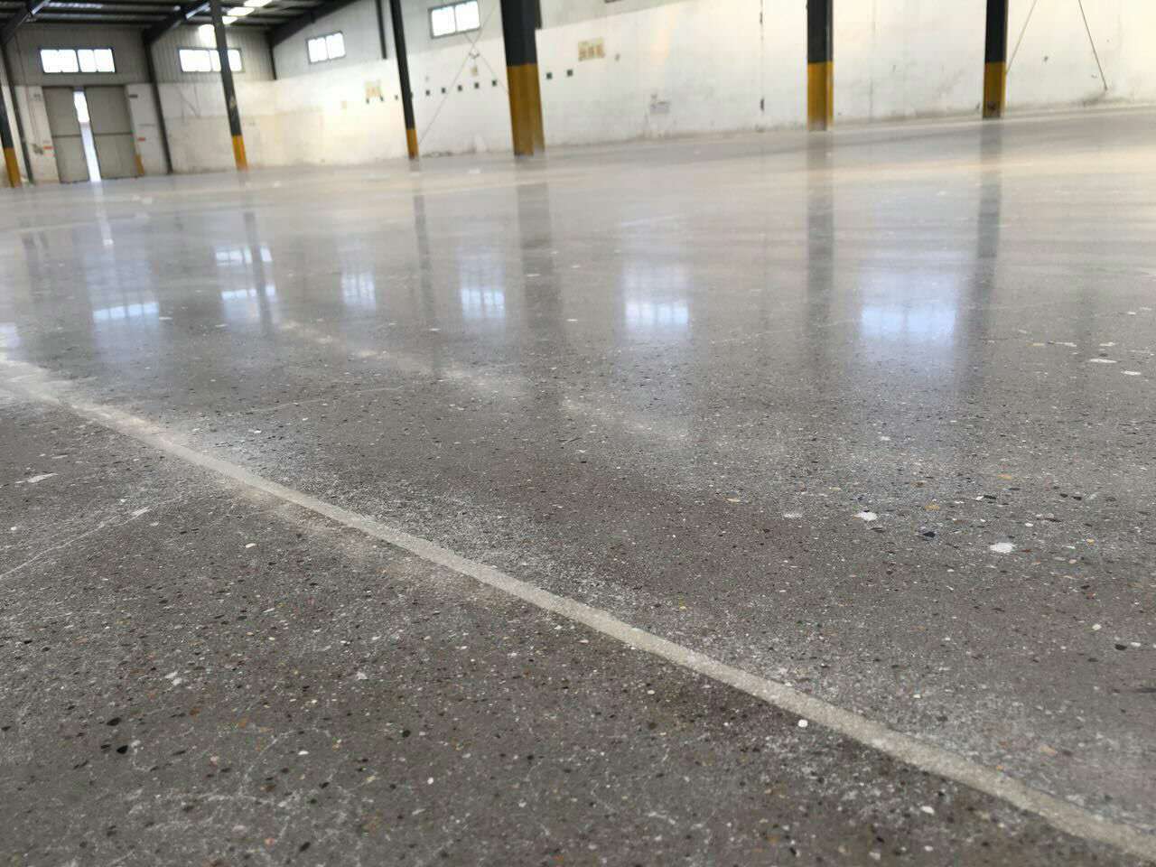 混凝土固化剂地坪环氧地坪光亮剂染色剂修补剂