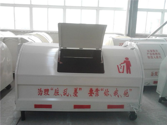 垃圾车生产定制厂家河北&nbsp;&nbsp;吸粪车厂家&nbsp;&nbsp;多功能吸污车&nbsp;&nbsp;三轮洒水车