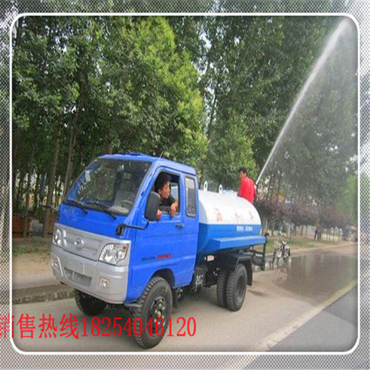 河南6立方三轮洒水车厂家&nbsp;&nbsp;吸粪车厂家&nbsp;&nbsp;吸污车&nbsp;&nbsp;真空泵