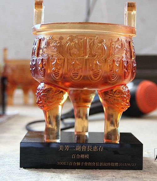 诚信金鼎开业庆典纪念品  琉璃鼎定制  大号琉璃鼎  鼎盛千秋礼品定制
