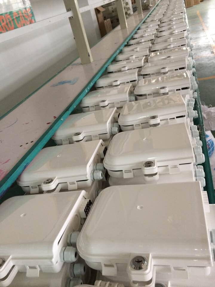 供应宁夏弱电工程32芯塑料光纤分纤箱 塑料光纤分纤箱  32芯光纤入户分纤箱  光缆分纤箱
