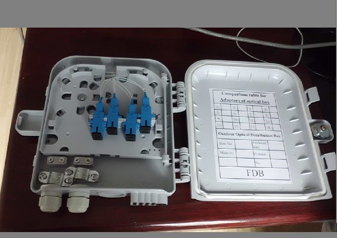 供应8芯塑料光纤分纤箱 法兰机架式  光纤分线箱