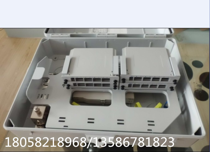 供应成都市光纤入户工程32芯塑料光纤分纤箱 插片/盒式  32芯光纤入户分纤箱  光缆分纤箱